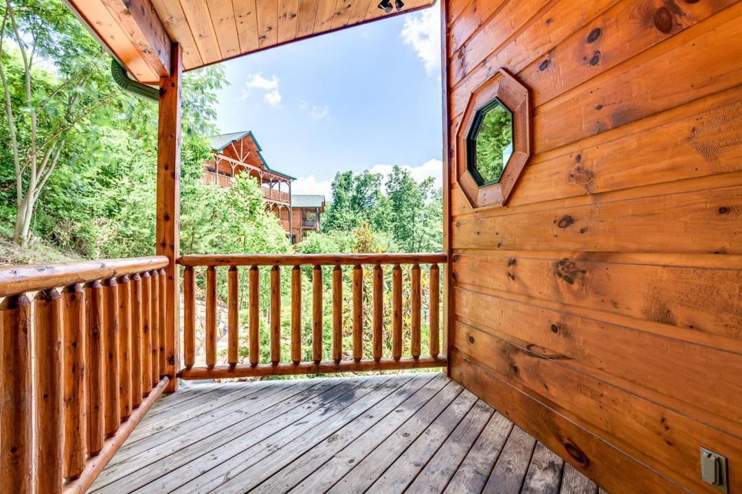 Gatlinburg Cabin With Private Hot Tub By Staycating Exterior foto